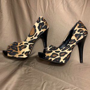 *PRICE DROP!!* Jessica Simpson Leopard Peep-toe